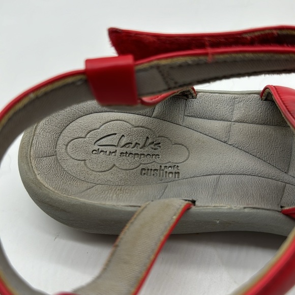 Clarks Cloud stepepers Red Sandals Size 7.5 MCS6391J - Picture 6 of 7